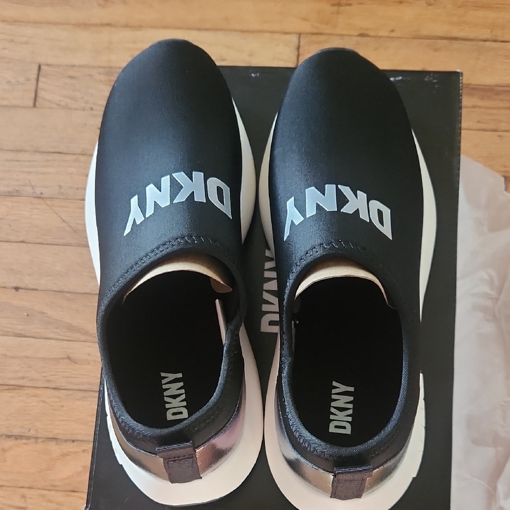 DKNY Black and White Slip-On Shoes - Picture 3 of 3